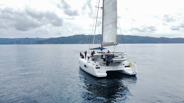 마리나 델 레이에서 경험하는 요트 체험 / Naos Yachts