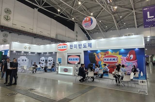 한미반도체가 오는 12일까지 대만 타이페이에서 열리는 2025 세미콘 타이완 전시회에 참가하고 있다. /한미반도체