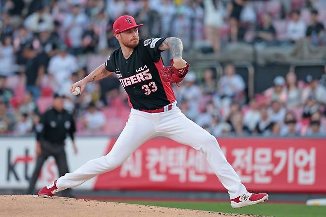 ▲ 투구하는 올러 [KIA타이거즈]&nbsp;