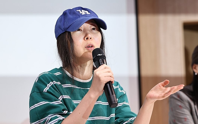 민희진 당시 어도어 대표가 2024년 4월 25일 오후 서울 서초구 한국컨퍼런스센터에서 기자회견을 하고 있다. [연합]