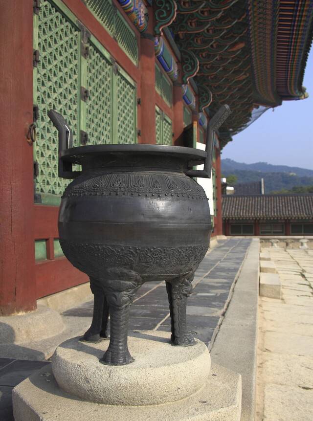 경복궁 근정전 향로. 클립아트코리아