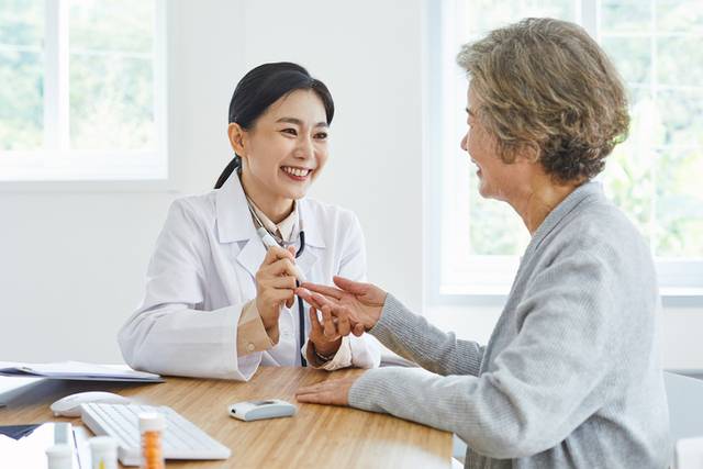 국민건강보험공단이 올해 국가건강검진·치석 제거 건강보험 적용 대상자들이 연말까지 혜택을 이용할 것을 당부했다. 사진은 기사의 특정 사실과 관련 없음. 게티이미지뱅크
