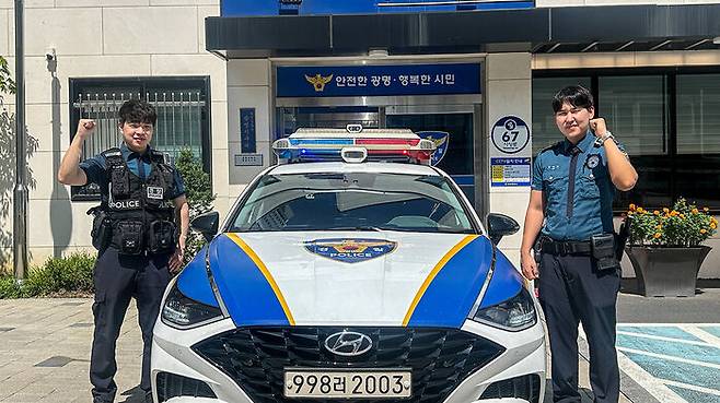 왼쪽부터 김용신 경사, 김형중 경위