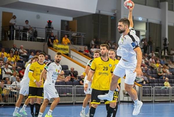 사진 2025/26 시즌 EHF 남자 유러피언컵 벌러톤퓌레디와 베이코즈의 경기 모습, 사진 출처=유럽핸드볼연맹