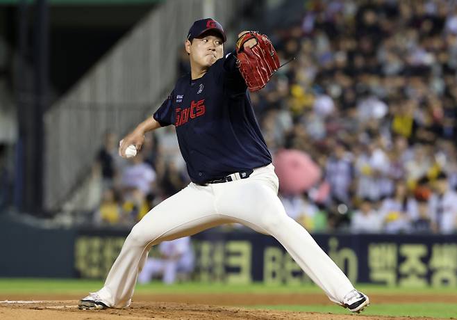 롯데 자이언츠 나균안이 5연패 탈출을 위해 마운드에 오른다. 사진은 롯데에서 활약 중인 나균안의 모습. /사진=뉴시스