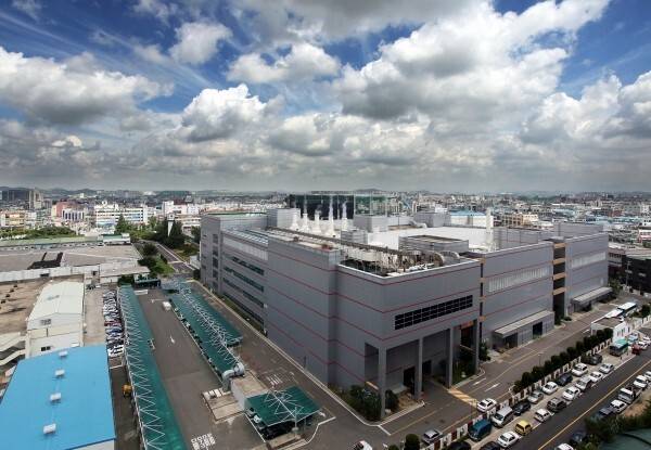 DB하이텍 부천공장 전경. 사진 제공=DB하이텍