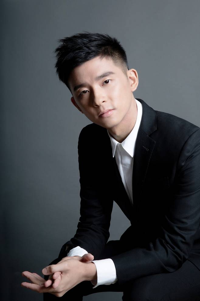 아시안 현대 심포니 오케스트라 피아니스트 왕자정