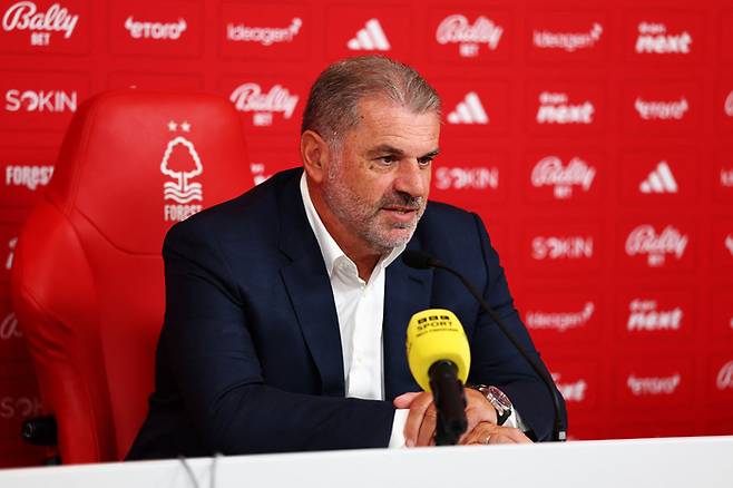 노팅엄 포리스트 지휘봉을 잡은 앙제 포스테코글루 감독. 사진 | 로이터연합뉴스