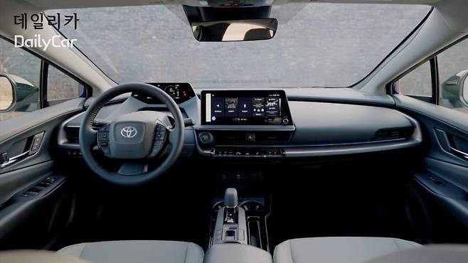 토요타 프리우스