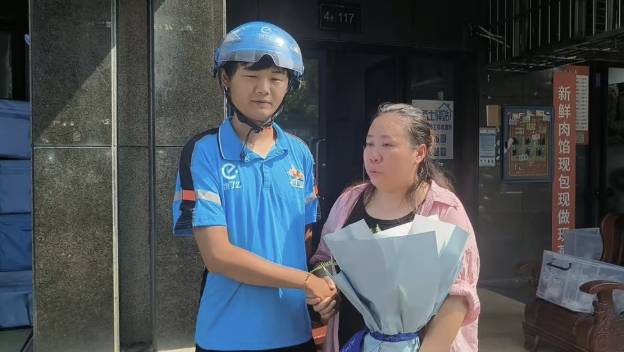 냉동창고에 갇혔던 중국 여성과 그를 구한 배달원 [출처=사우스차이나모닝포스트(SCMP)]