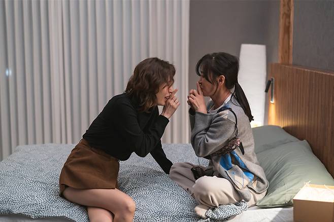 영화 '비밀일 수밖에' 스틸컷. ㈜AD406, ㈜슈아픽처스 제공