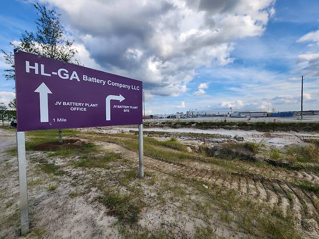 텅빈 美현대차-LG엔솔 배터리 공장 건설 현장 (엘러벨[미국 조지아주]=연합뉴스) 이종원 통신원 = 11일(현지시간) 미국 조지아주 브라이언 카운티 엘러벨에 위치한 현대차-LG엔솔 배터리공장 건설 현장. 지난 4일 국토안보부의 불법체류자 단속 후 건설이 전면 중단된 채 텅 비어 있다. 2025.9.12 higher2501@yna.co.kr