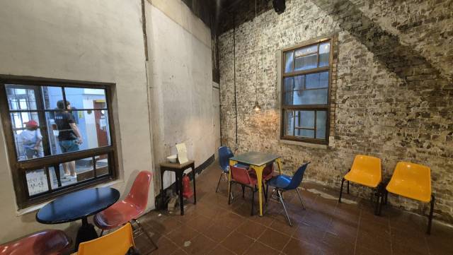 옛 부산백제병원의 1층은 현재 카페로 영업 중이다. 박석호 기자 psh21@