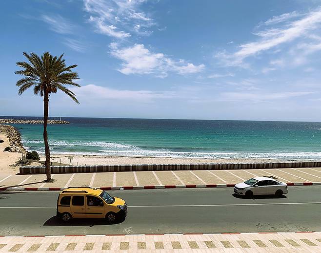 모나스티르 중심부에 위치한 커라이야 비치