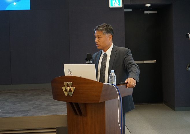 강연하는 김현대 우주항공청 항공혁신부문장. 어린이과학동아 제공