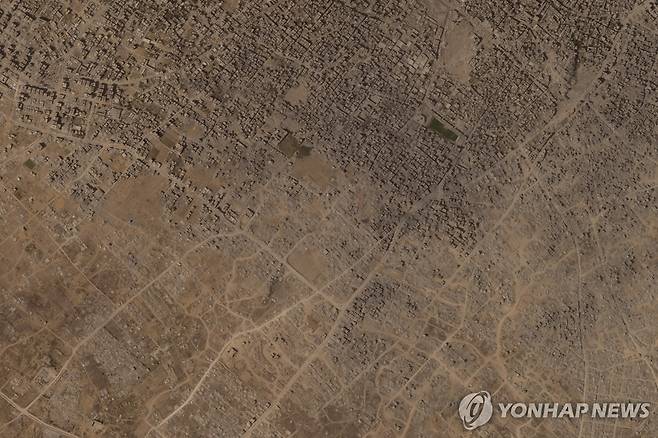 플래닛랩스가 지난 2일 촬영한 가자시티 외곽 자이툰·사브라 지역 위성사진.[AP=연합뉴스. 재판매 및 DB 금지]