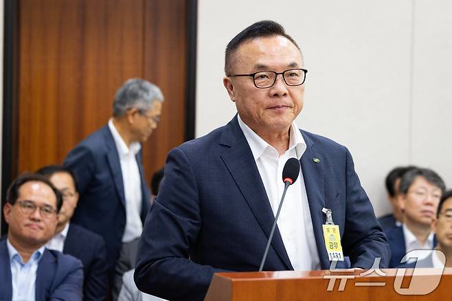 황주호 한국수력원자력 사장이 19일 서울 여의도 국회에서 열린 제428회 국회(임시회) 산업통상자원중소벤처기업위원회 제2차 전체회의에 출석해 의원 질의를 경청하고 있다. 2025.8.19/뉴스1 ⓒ News1 유승관 기자