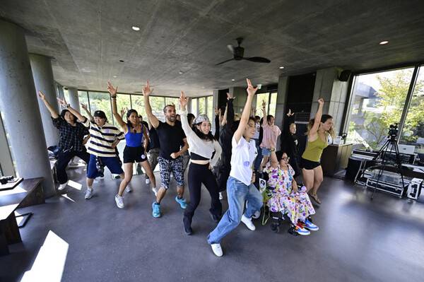 서귀포 VEKE 정원에서 진행된 K-팝 안무 클래스. (사진=제주관광공사)