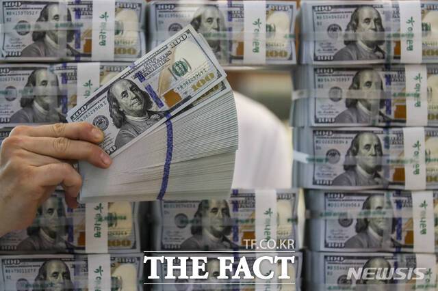 한·미 통화스와프 역시 증시와 환율 흐름을 좌우할 주요 변수로 꼽힌다. 정부는 지난 14일 미국 측에 무제한 한·미 통화스와프 체결을 요청했다. /뉴시스