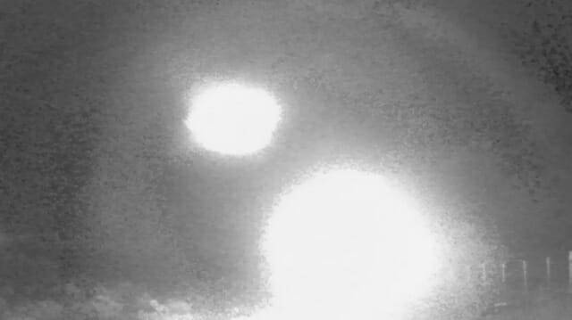 지난 1월 파타고니아의 야생동물 카메라에 설명할 수 없는 빛이 포착됐다. (출처=로드리고 브라보 가리도)