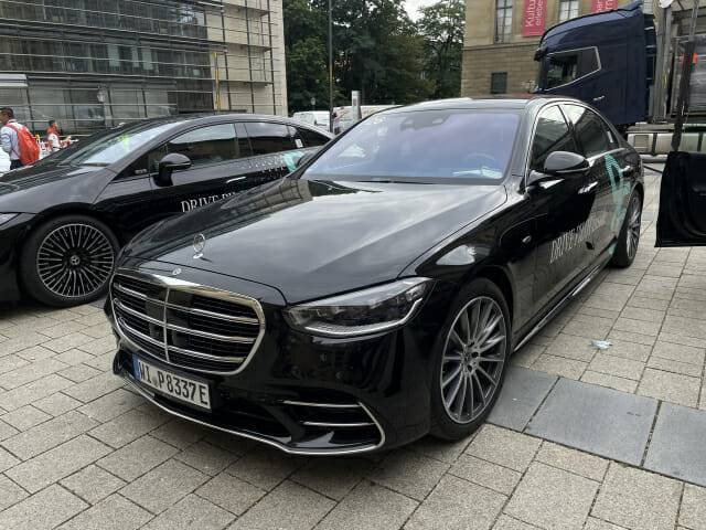 자율주행 레벨3단계가 탑재된 메르세데스-벤츠 S클래스