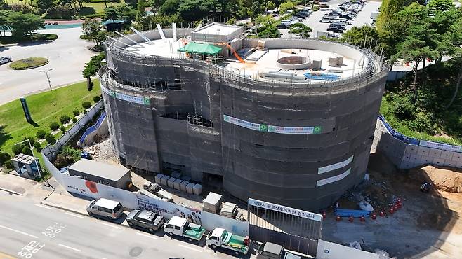 11월 개원을 앞두고 막바지 공사가 한창인 전북 남원 공공산후조리원. 남원시 제공