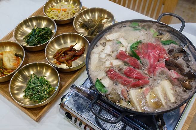 약이 되는 음식을 표방하는 제천 약채락