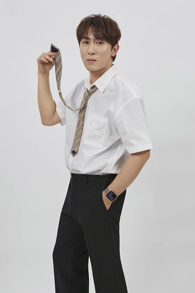 쿠팡플레이 오피스 드라마 ‘직장인들 2’에 출연 중인 개그맨 김원훈. 사진 쿠팡플레이