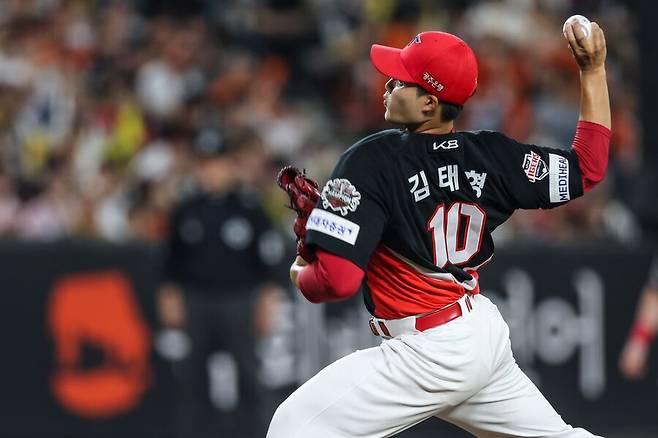 ▲ KIA가 내년에 명예회복을 하기 위해서는 김태형(사진) 등 어린 투수들이 성장해 마운드의 선수층을 두껍게 해야 한다 ⓒKIA타이거즈