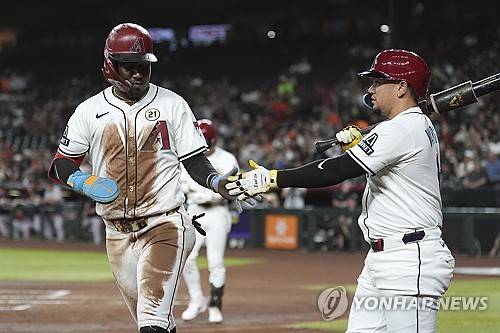 헤랄도 페르도모(왼쪽). ⓒ연합뉴스 AFP
