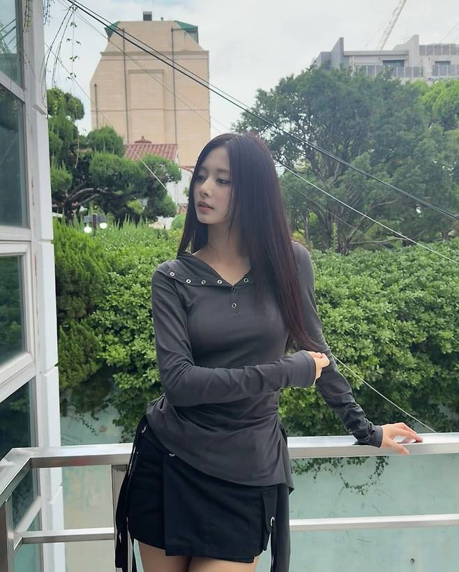 인스타그램 @thinkaboutzu