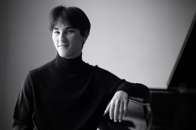 피아니스트 희석 엘리아스 아클리. / 사진출처. 금호문화재단.