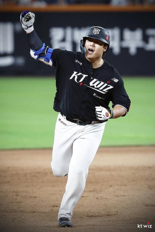 kt 강백호