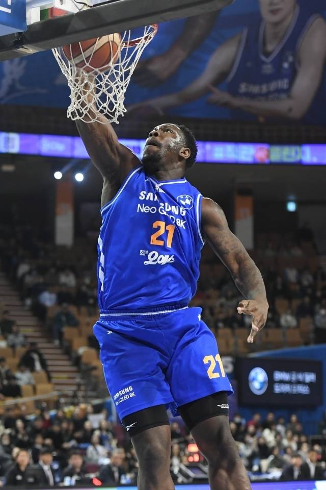 ‘괴수’ 코피 코번은 대한민국농구협회가 귀화를 추진한 선수 중 한 명이었다. 사진=KBL 제공