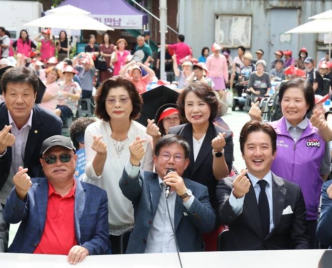 사진=마포구청, 에이엠지글로벌