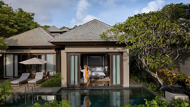 절벽 위 프라이빗한 설계의 우마나 발리 풀빌라. 사진제공|팜투어