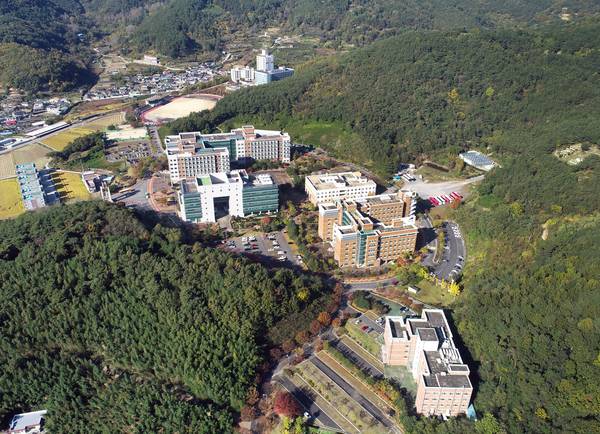 부산대 밀양캠퍼스는 현 밀양시 삼랑진읍 삼랑진로 1268-50 일원 33만㎡ 면적에 2개 대학 14개 학과로 운영된다. /밀양시