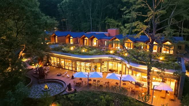 대규모 산림 복지 프로젝트로 탄생한 '수락 휴' 전경. 서울 노원구 제공