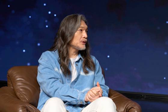 데뷔 40주년을 맞아 신곡을 내는 임재범. 사진 블루씨드엔터테인먼트