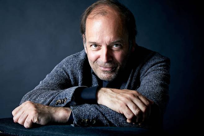 피아니스트 루이 로르티. / 사진출처. 금호문화재단. ⓒ  Elias Photography