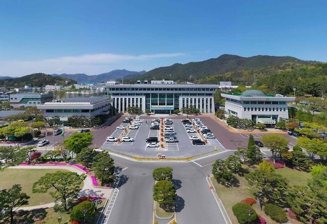 밀양시청 전경. 서울신문DB