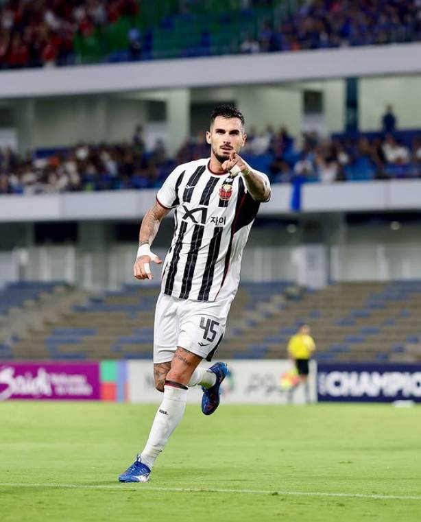 선제골을 넣은 둑스. /사진=FC서울 공식 SNS 갈무리