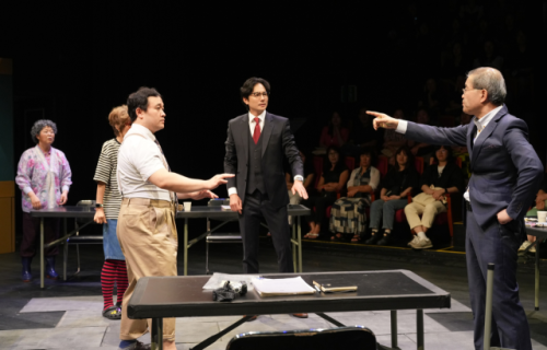 오는 19일과 20일 공연되는 극단 경험과 상상의 ‘배심원들_Re’. 사진=춘천연극제 제공