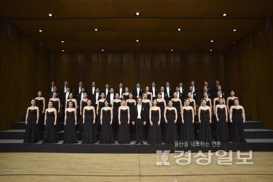 ▲ 울산시립합창단이 18일 오후 7시30분 울산문화예술회관 대공연장에서 제131회 정기연주회 '합창종합선물세트'를 선보인다.