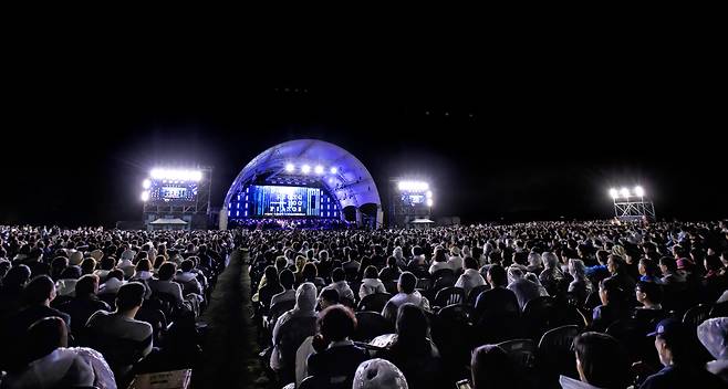 지난해 열린 ‘2024 달성 100대 피아노’ 공연장 전경. /최상진 기자