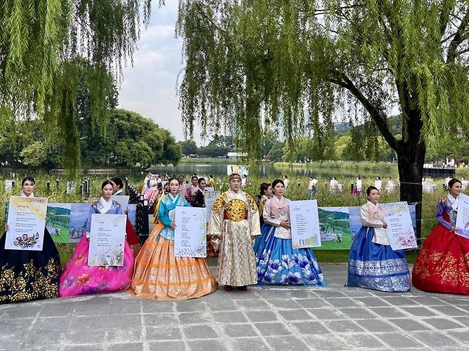 ▲ 수성구 문인협회(회장 손경찬)는가 9월 15일부터 30일까지 '수성시화전'을 개최한다