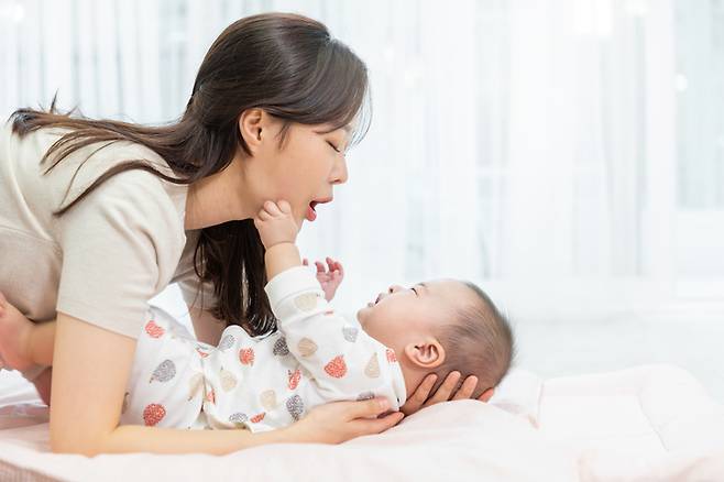아기의 울음소리는 성인들의 신체에 변화를 일으켜 행동을 유도한다는 연구 결과가 나왔다. 사진= 게티이미지뱅크