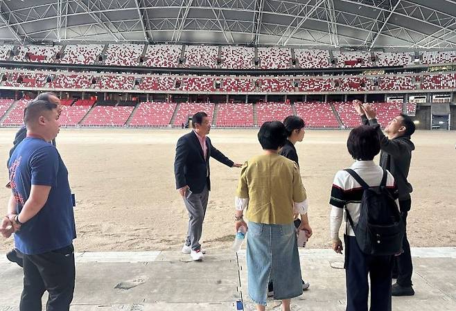 이현재 하남시장이 지난 15일부터 18일까지 싱가포르를 방문해 '복합도시개발 사례'를 살펴보고 있다. 하남시 제공