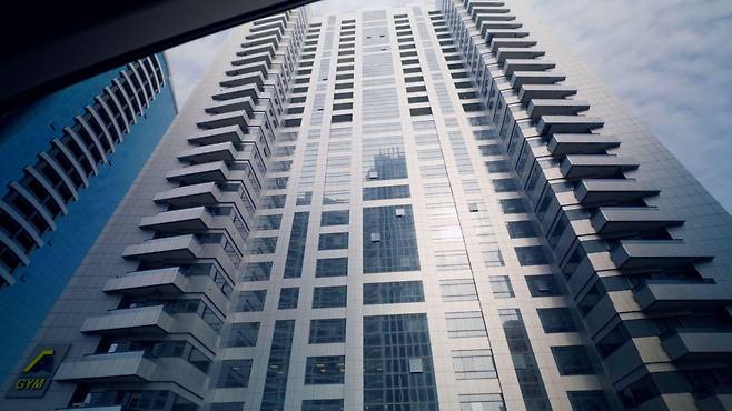 2022년 5월 모닉이 추락한 두바이의 '워산 타워'