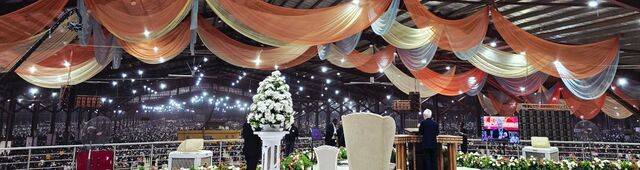 황성주 회장이 최근 이 교회를 방문해 빌리온 소울 하비스트 운동에 대해 말씀을 전하고 있는 모습. 황 회장 제공